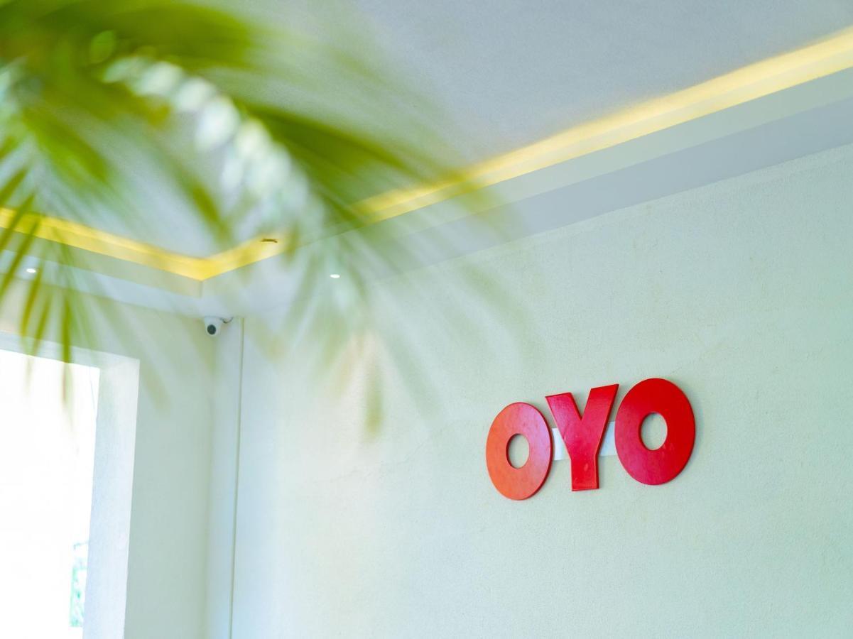 Oyo 64260 Hotel Rajnandini Habra Bagian luar foto